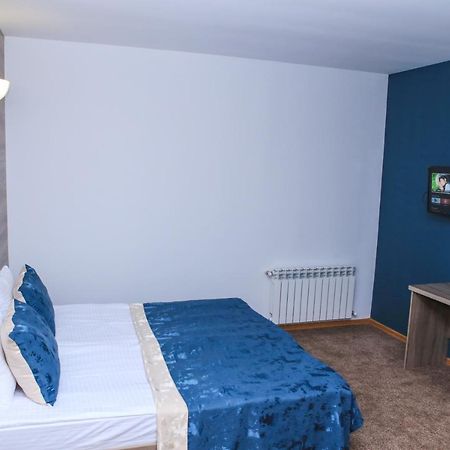 Evim Otel Zaqatala Buitenkant foto