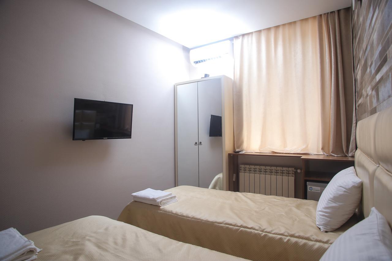 Evim Otel Zaqatala Buitenkant foto