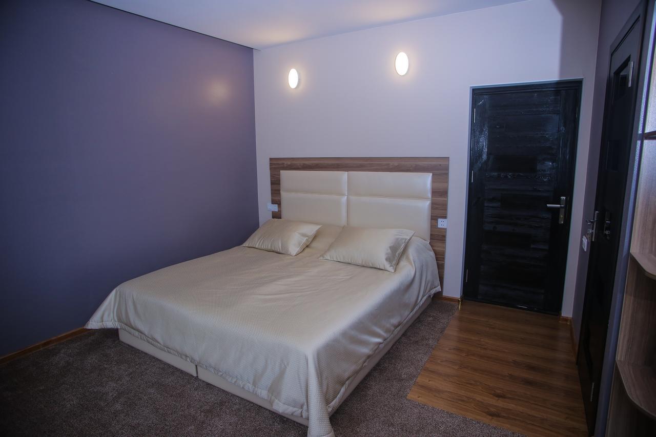 Evim Otel Zaqatala Buitenkant foto